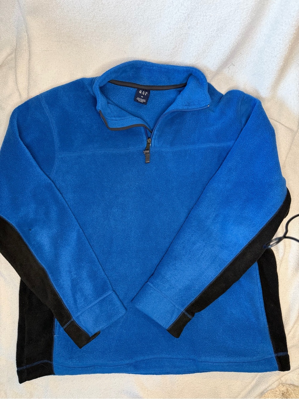 GAP Men's Royal Blue Half-Zip Fleece with Black Panels